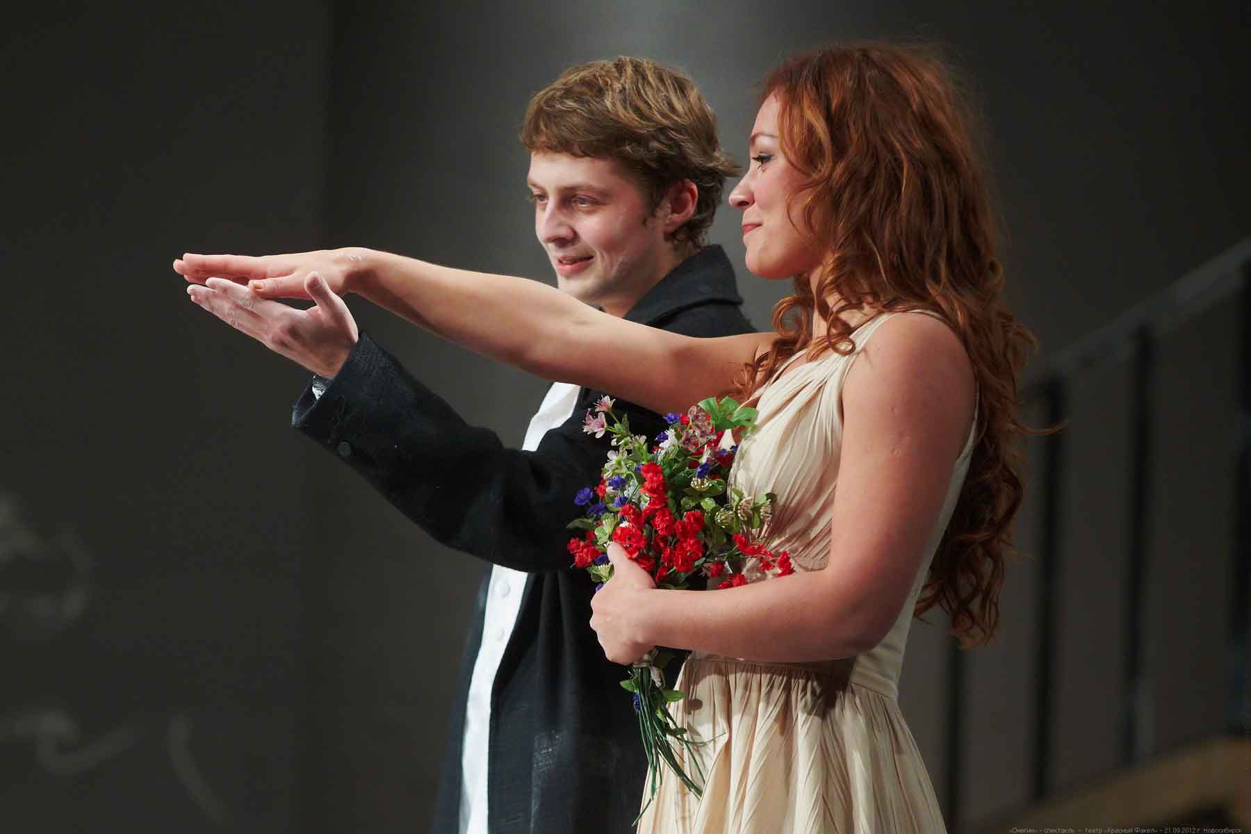 Onegin-_-Stage-Russia(21)